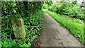 SE1739 : Stone post on NW side of Leeds and Liverpool Canal by Roger Templeman