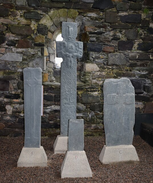 Keills - High Cross and fragments of other crosses