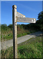 SJ2505 : Offa's Dyke signpost by Dave Croker