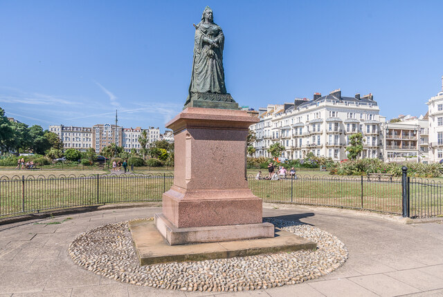 Queen Victoria Memorial, Warrior Square Gardens