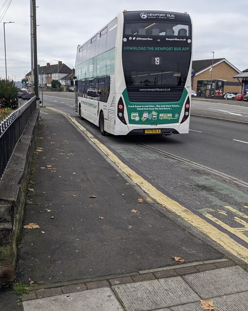 Enviro400 bus, Malpas Road, Newport