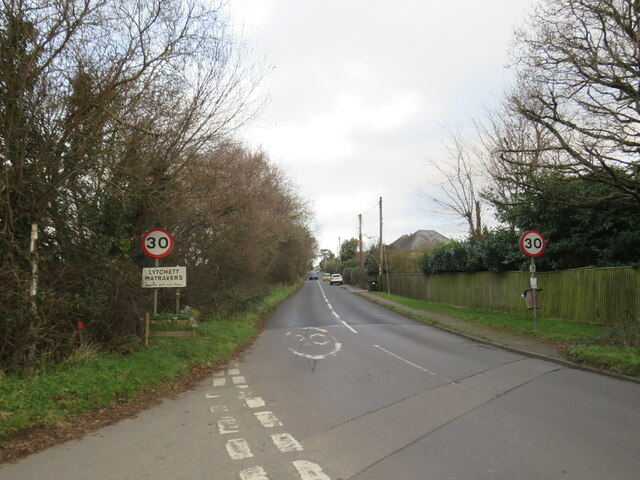 Wareham Road, Lytchett Matravers