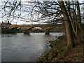 NS8246 : Bridges Over The Clyde : Crossford Bridge, Lanarkshire (view downstream) by Richard West