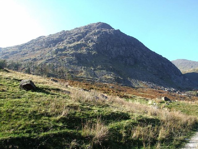 Rainsbarrow Crag