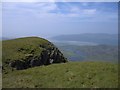 SH6713 : Rocky outcrop on the Tyrrau Mawr ridge by Rudi Winter