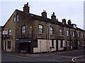 SE1030 : Street corner, Bradford by Slbs