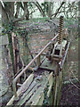 SU1997 : Winding gear, disused Thames and Severn Canal near Dudgrove Farm by Vieve Forward