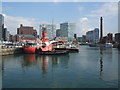 SJ3489 : Lightship Planet being moved into place by Richard Hoare