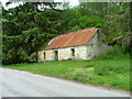 NH3230 : Derelict cottage  west of Cannich by Dave Fergusson