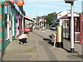 SE2337 : Gold Post Box, New Road Side (3) by Rich Tea