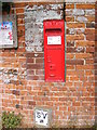 TG2705 : Kirby Bedon Victorian Postbox by Geographer