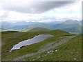 NN3433 : Lochan Choire Dhuibh ('lochan of the black corrie') by Alan O'Dowd