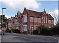 SU6351 : Fairfields Primary School, Basingstoke by Jim Osley