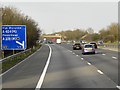 SU8777 : Eastbound M4 approaching Junctions 8/9 by David Dixon