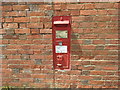 SU2766 : Victorian postbox, Strouds Farm, Chisbury by Vieve Forward