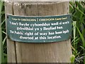 SN6193 : Path diversion sign, Ynyslas by Robin Stott