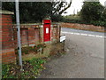 TM0532 : Castle Hill Postbox by Geographer