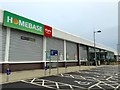 SJ8647 : Wolstanton Retail Park: Homebase / Argos by Jonathan Hutchins