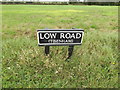 TM1189 : Low Road sign by Geographer