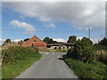 TM1491 : Bridge Road, Aslacton by Geographer