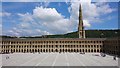 SE0925 : The Piece Hall by Steven Haslington