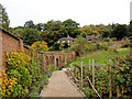 TQ4551 : Southern Wall, Chartwell by Paul Gillett