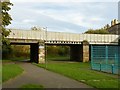 NT2676 : North Fort Street Bridge by Alan Murray-Rust