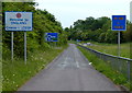 ST5789 : Cycleway and footpath along the M48 motorway by Mat Fascione