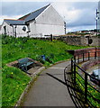 ST1599 : Green bench in Bargoed town centre by Jaggery