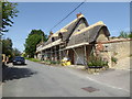 SU2693 : Repairs to thatch, the Holloway Road, Great Coxwell by Vieve Forward