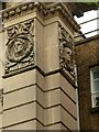 SK5640 : Sculpted heads on the Waverley Building by Alan Murray-Rust