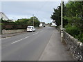 SS9272 : Llantwit Road towards the centre of Wick, Vale of Glamorgan by Jaggery