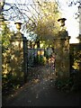 NO6011 : Garden gate by Richard Sutcliffe