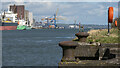 J3575 : Mooring bollards, Belfast by Rossographer