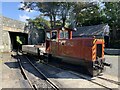 SH5800 : St Cadfan leaving Tywyn Wharf station by Richard Hoare