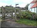 NT9249 : Footpath to the Tweed, Horncliffe by Jim Barton