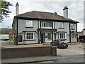 SX9493 : Queen's Head Pub in Exeter by John P Reeves