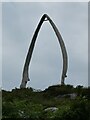 NM2256 : Coll - Ferry Terminal - Whale's jawbone arch by Rob Farrow