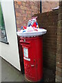 SO8792 : Wombourne Postbox by Gordon Griffiths