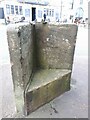 SE1127 : The Stone Chair at Shelf - front by Stephen Craven