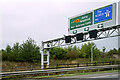 TL0907 : Sign and Signal Gantry on the M1 near Hemel Hempstead by David Dixon