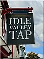 SK7080 : The Idle Valle Tap sign by David Lally