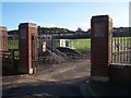 SO8656 : Entrance to King George's Fields by Bob Embleton