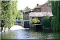 SU7781 : Small weir and buildings by Richard Dear