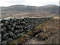 J2923 : Mourne Wall, Slievenaglogh by Rossographer