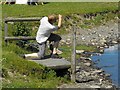 SO3689 : Bishop's Castle Stone Skimming Championship - competitor by Penny Mayes