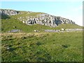 SD7969 : The eastern end of Moughton Scar, Austwick by Humphrey Bolton