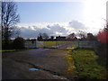 TM2775 : Footpath to Stradbroke Road & entrance to Moat Farm by Geographer