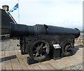 NT2573 : Edinburgh Castle - Mons Meg - side view by Rob Farrow