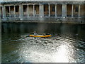 ST7564 : Canoeists in the Avon between Pulteney Weir and Pulteney Bridge, Bath by Jaggery